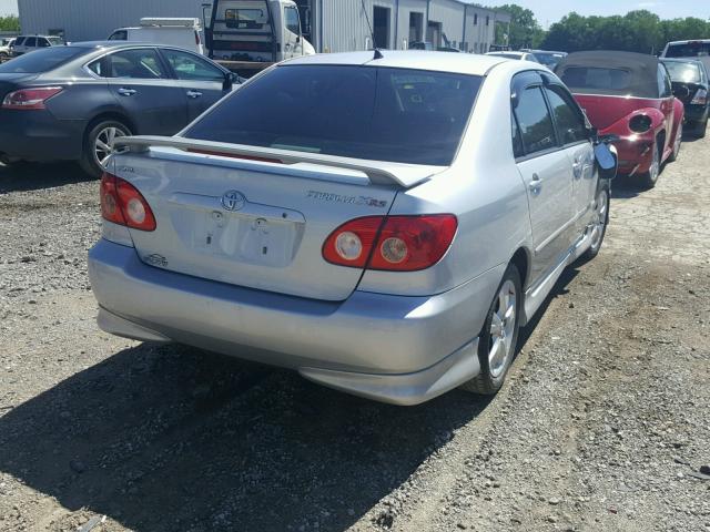 2T1BY30E56C550159 - 2006 TOYOTA COROLLA XR 银色 照片 4