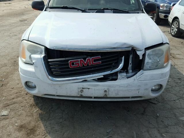 1GKET16S626131272 - 2002 GMC ENVOY WHITE photo 9