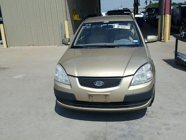 KNADE123286415035 - 2008 KIA RIO BASE TAN photo 9