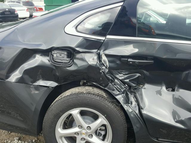 1G1ZB5ST0JF208070 - 2018 CHEVROLET MALIBU LS GRAY photo 9