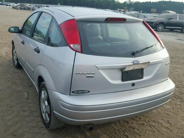 3FAFP37N95R113256 - 2005 FORD FOCUS ZX5 SILVER photo 3