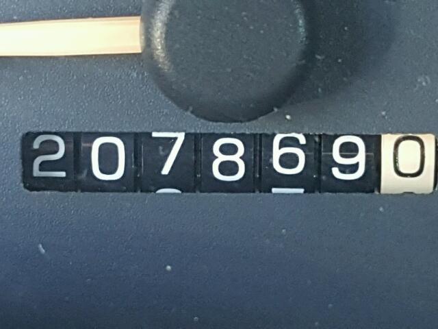 1G2WP52K92F118845 - 2002 PONTIAC GRAND PRIX SILVER photo 8