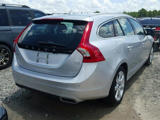 YV140MEK9H1354814 - 2017 VOLVO V60 T5 SILVER photo 4