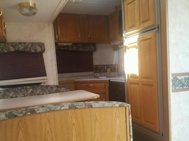 4YDT3052112075744 - 2001 KEYSTONE MONTANA WHITE photo 5