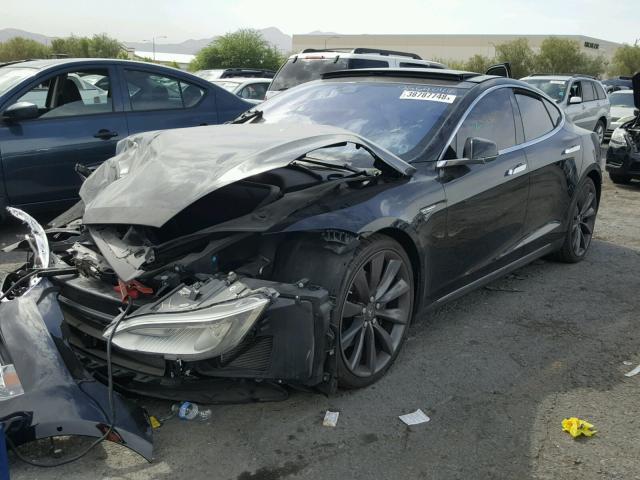 5YJSA1E28FF097657 - 2015 TESLA MODEL S Սև լուսանկար 2