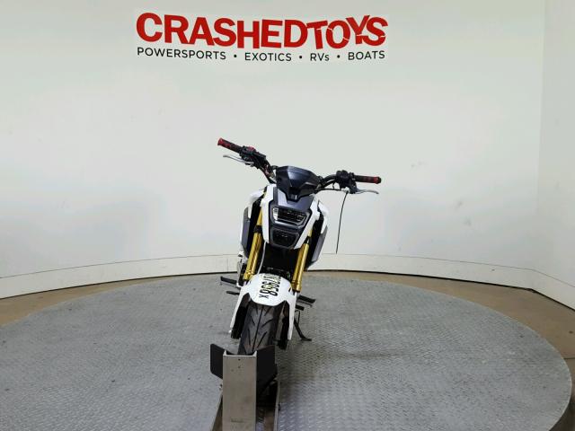 MLHJC6110H5200751 - 2017 HONDA GROM 125 WHITE photo 3