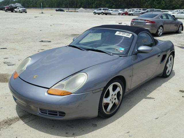 WP0CA29841U622996 - 2001 PORSCHE BOXSTER GRAY photo 2