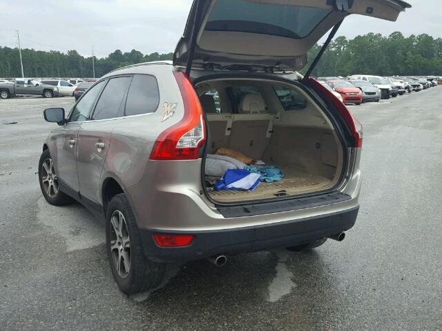 YV4902DZ3D2456867 - 2013 VOLVO XC60 T6 BEIGE photo 3