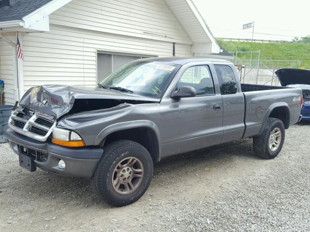 1D7HG32N74S748835 - 2004 DODGE DAKOTA SPO GRAY photo 2