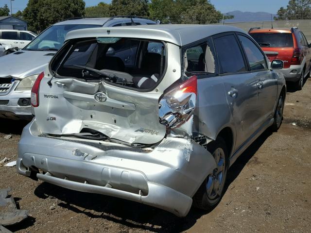2T1KR32E53C064697 - 2003 TOYOTA MATRIX 银色 照片 4
