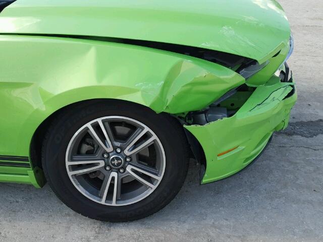 1ZVBP8EM4D5233643 - 2013 FORD MUSTANG GREEN photo 9