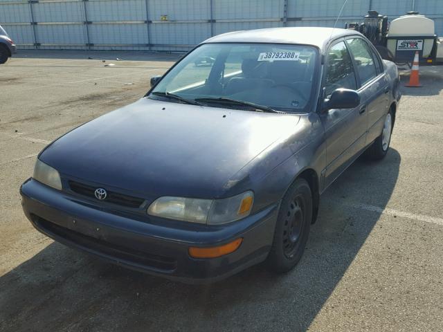 2T1BB02E7VC179307 - 1997 TOYOTA COROLLA DX GREEN photo 2