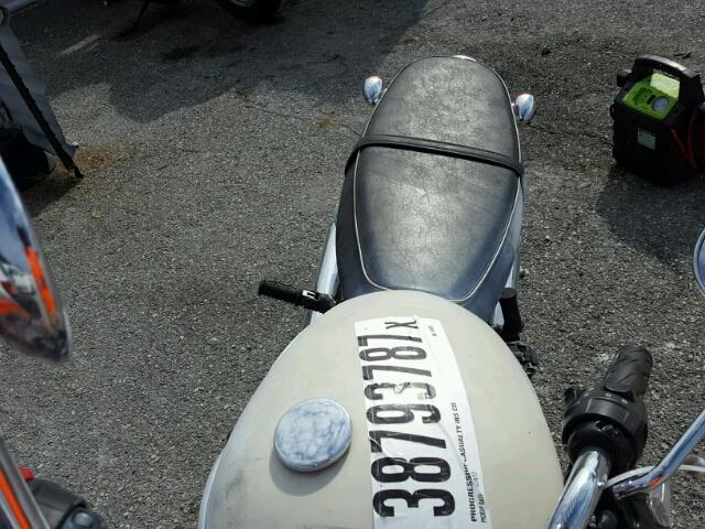 SMT910K15CT534576 - 2012 TRIUMPH MOTORCYCLE BONNEVILLE WHITE photo 5