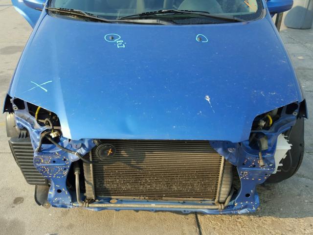 KL1TD566X6B668175 - 2006 CHEVROLET AVEO BASE Niebieski zdjęcie 9