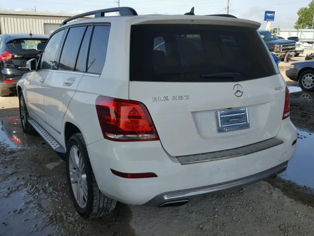 WDCGG0EB5DG090225 - 2013 MERCEDES-BENZ GLK 250 BL WHITE photo 3