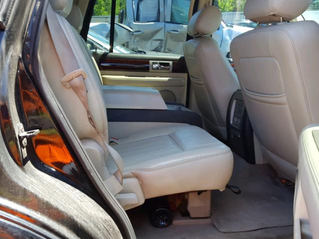 5LMFU28R73LJ20564 - 2003 LINCOLN NAVIGATOR შავი ფოტო 6