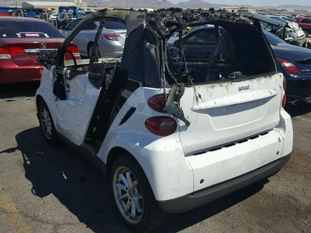 WMEEJ31X99K272095 - 2009 SMART FORTWO PUR WHITE photo 3