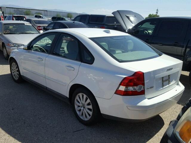 YV1MS390352110238 - 2005 VOLVO S40 2.4I WHITE photo 3