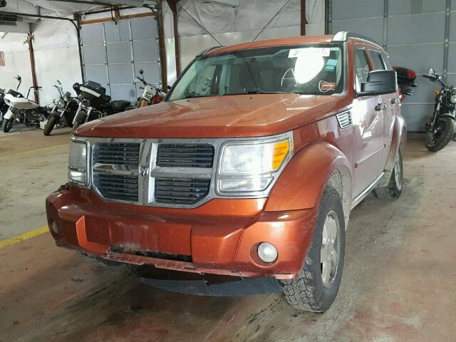 1D8GU28K18W105175 - 2008 DODGE NITRO SXT ORANGE photo 2