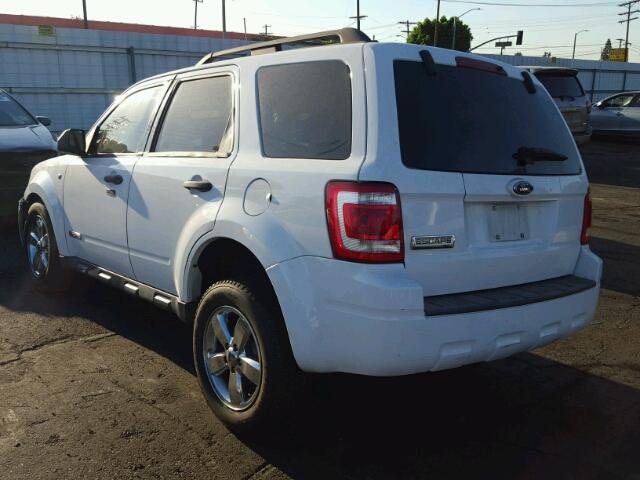 1FMCU03198KD00069 - 2008 FORD ESCAPE XLT WHITE photo 3