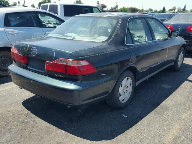 1HGCG1649WA044057 - 1998 HONDA ACCORD LX GREEN photo 4