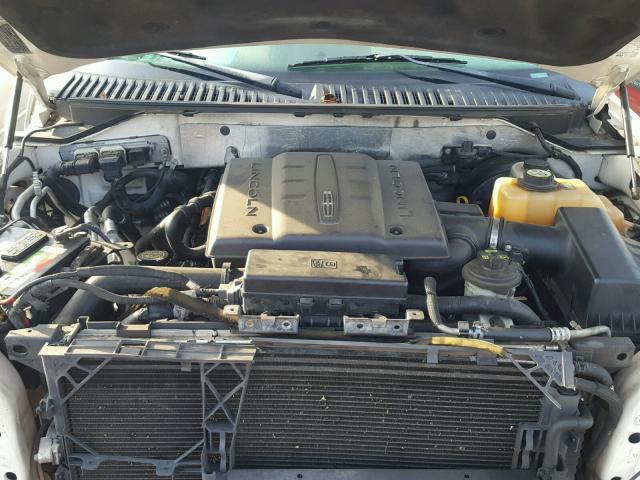 5LMFL27537LJ22027 - 2007 LINCOLN NAVIGATOR 白色 照片 7