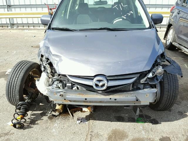 JM1CR2W32A0376295 - 2010 MAZDA 5 GRAY photo 9