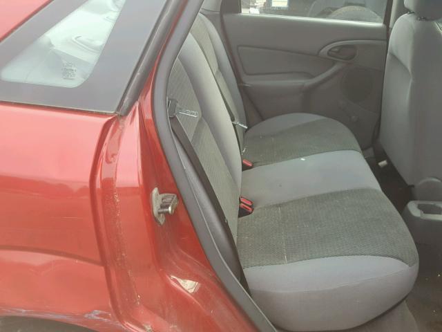 1FAFP33Z44W105697 - 2004 FORD FOCUS LX RED photo 6