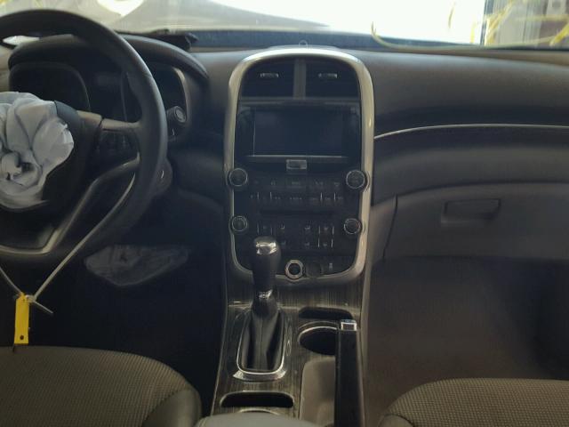 1G11C5SL0EF153023 - 2014 CHEVROLET MALIBU 1LT ვერცხლისფერი ფოტო 9