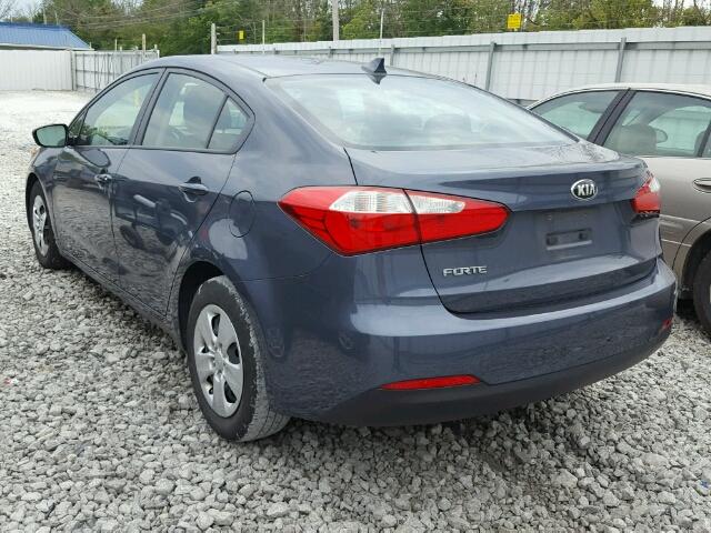 KNAFK4A67G5558727 - 2016 KIA FORTE LX BLUE photo 3