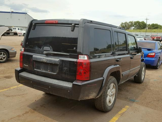 1J8HG48K08C187660 - 2008 JEEP COMMANDER BLACK photo 4