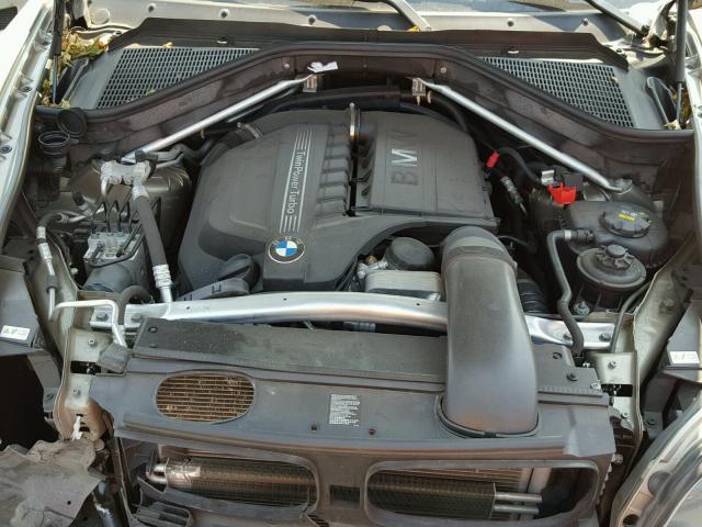 5UXZV4C54BL415815 - 2011 BMW X5 XDRIVE3 BEIGE photo 7