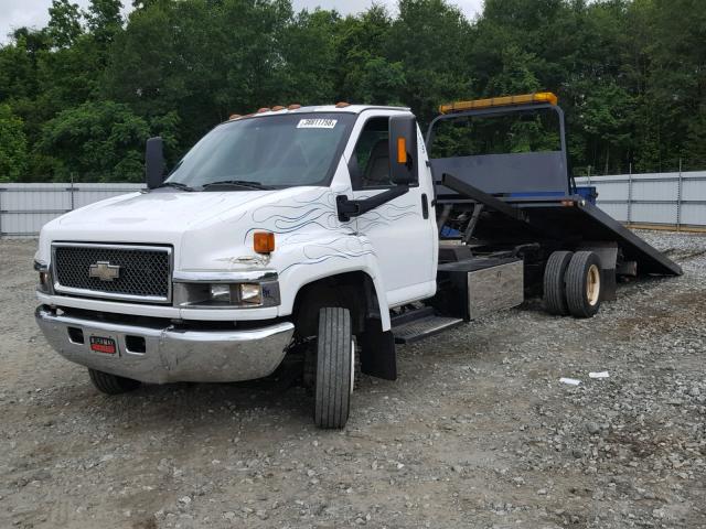 1GBJ5C1257F414135 - 2007 CHEVROLET C5500 C5C0 WHITE photo 2