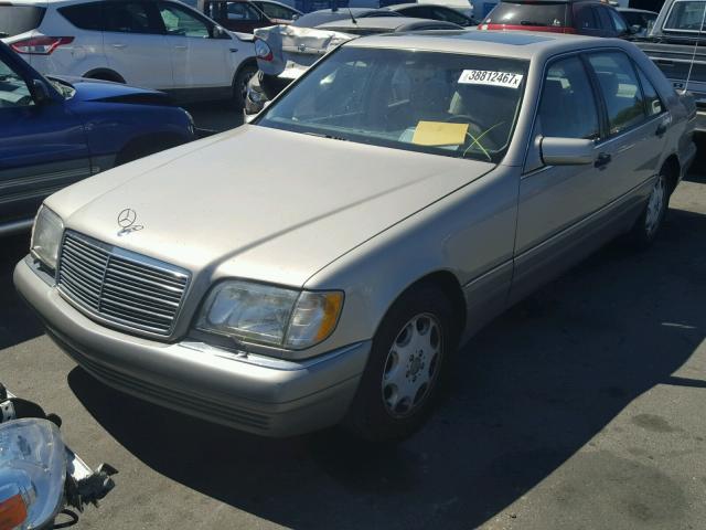 WDBGA43E3TA297708 - 1996 MERCEDES-BENZ S420 SILVER photo 2