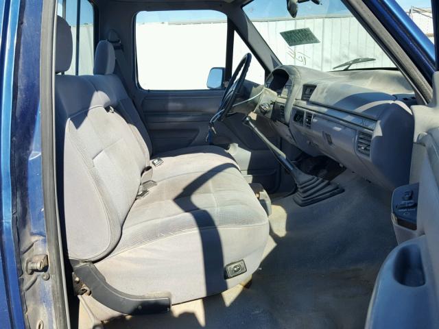 2FTHF26H5SCA26146 - 1995 FORD F250 BLUE photo 5