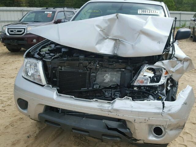 1N6BD0CT9HN730746 - 2017 NISSAN FRONTIER SILVER photo 9