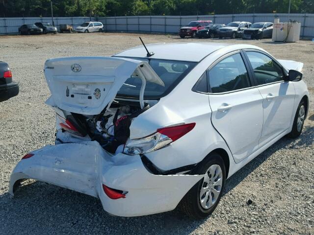 KMHCT4AE3GU142153 - 2016 HYUNDAI ACCENT SE WHITE photo 4