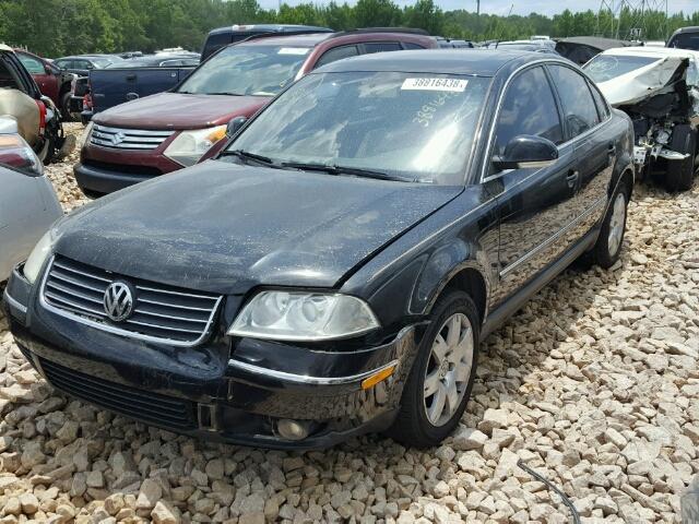 WVWAD63B75E023455 - 2005 VOLKSWAGEN PASSAT GLS BLACK photo 2