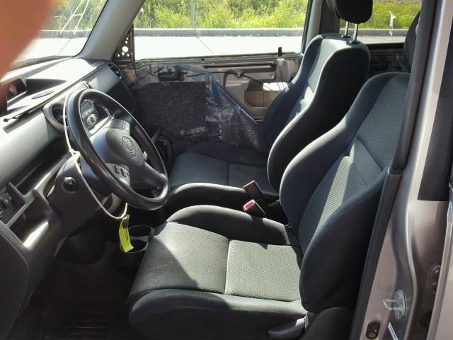 JTLKT324964105224 - 2006 TOYOTA SCION XB ნაცრისფერი ფოტო 5