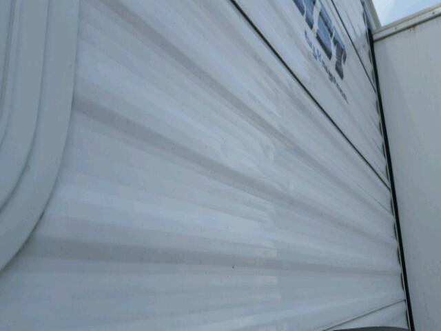 1YDT25F265E315048 - 2005 KEYSTONE HORNET WHITE photo 19