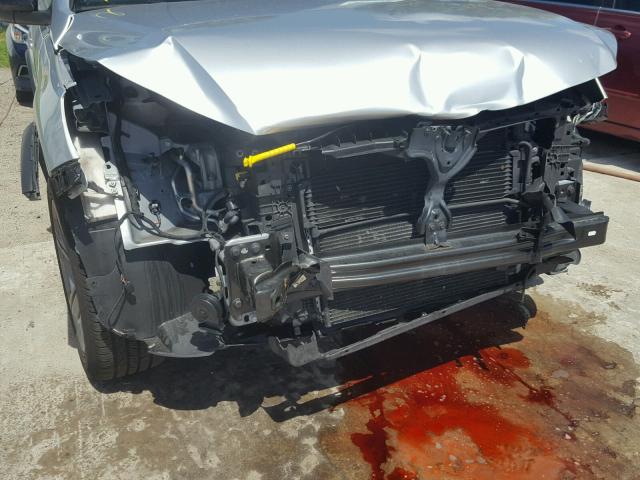 WVGTV7AX2HW507912 - 2017 VOLKSWAGEN TIGUAN SPO 银色 照片 9