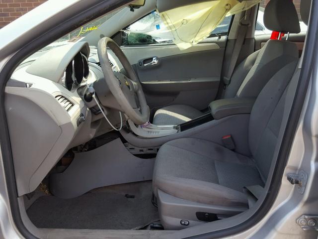 1G1ZB5E10BF323862 - 2011 CHEVROLET MALIBU LS Gümüş foto 5