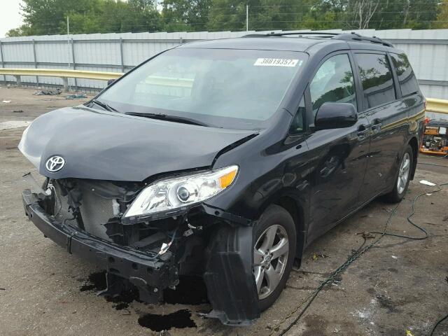 5TDKK3DCXGS695619 - 2016 TOYOTA SIENNA BLACK photo 2