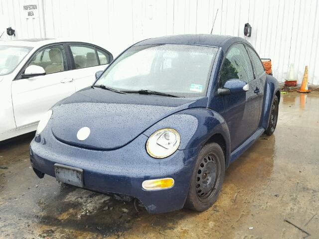 3VWBK31C55M405172 - 2005 VOLKSWAGEN NEW BEETLE 蓝色 照片 2