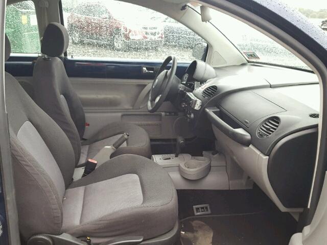 3VWBK31C55M405172 - 2005 VOLKSWAGEN NEW BEETLE 蓝色 照片 5