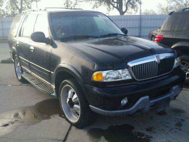5LMFU28A5YLJ41298 - 2000 LINCOLN NAVIGATOR შავი ფოტო 1