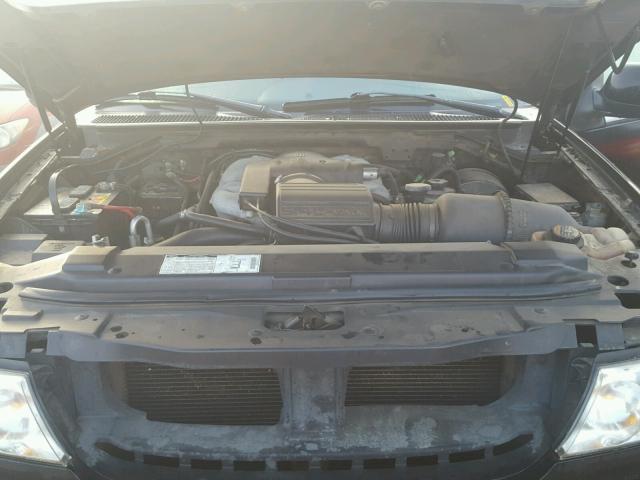 5LMFU28A5YLJ41298 - 2000 LINCOLN NAVIGATOR შავი ფოტო 7