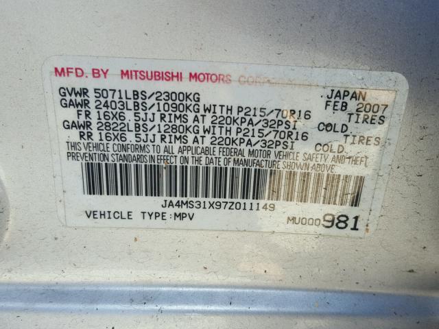 JA4MS31X97Z011149 - 2007 MITSUBISHI OUTLANDER SILVER photo 10