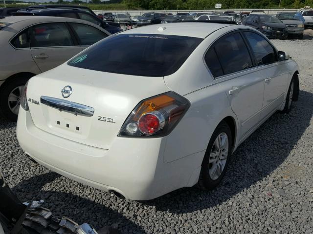 1N4AL2AP8BC158841 - 2011 NISSAN ALTIMA BAS WHITE photo 4