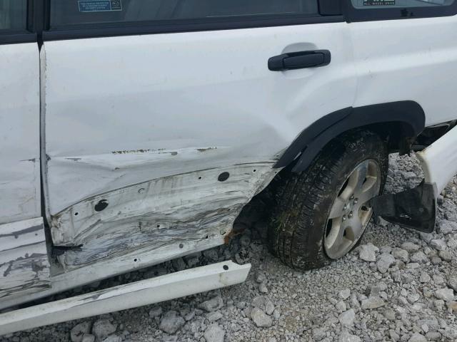 JF1SF65631H708128 - 2001 SUBARU FORESTER S თეთრი ფოტო 9